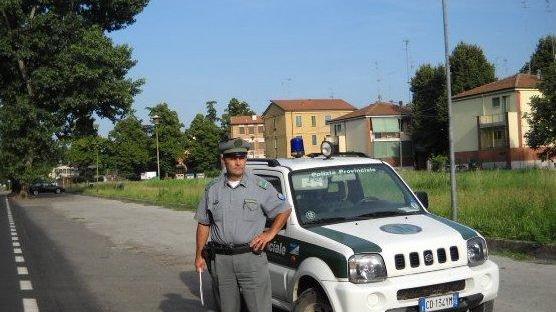 Guidava l’auto che non era assicurata