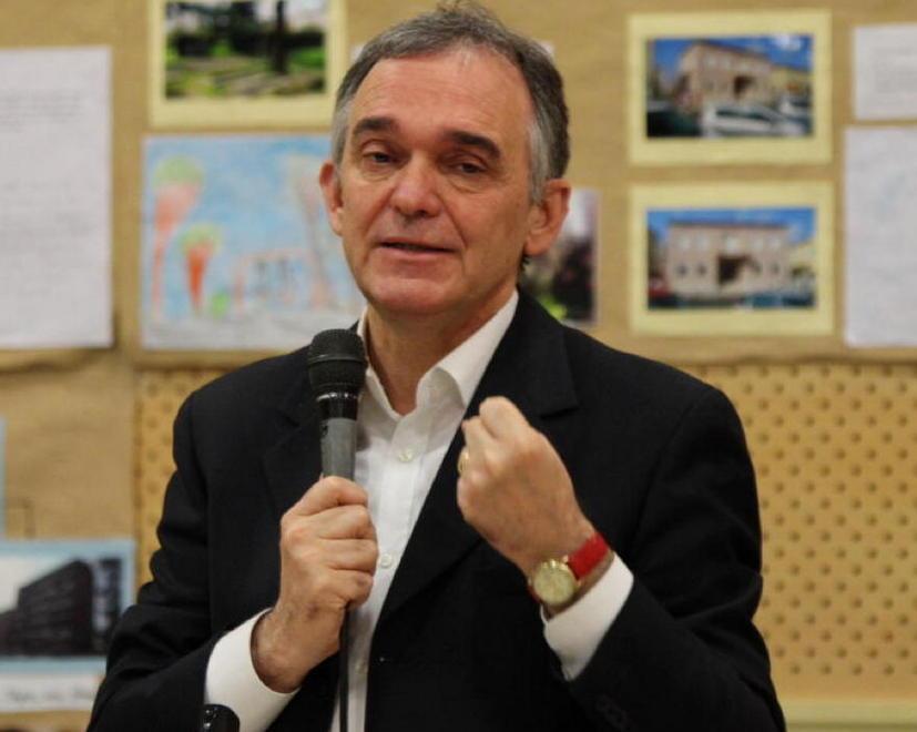 Rossi: «Nuovo ospedale, Livorno non resti indietro» 