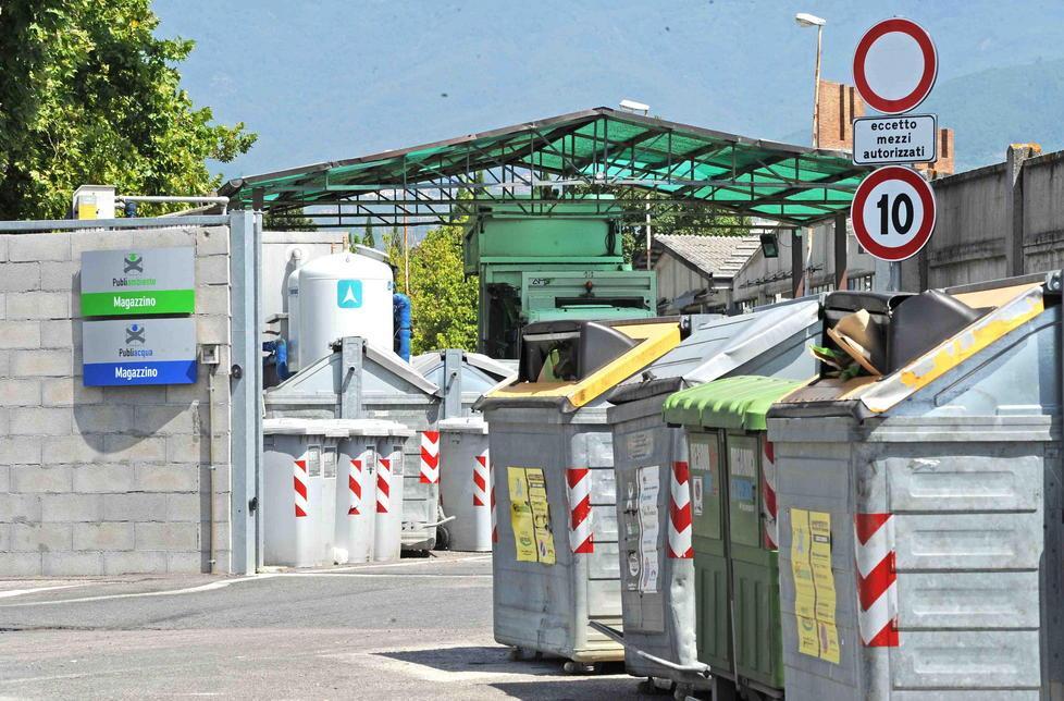 Publiambiente cerca 4 giovani per la campagna sulla raccolta porta a porta 