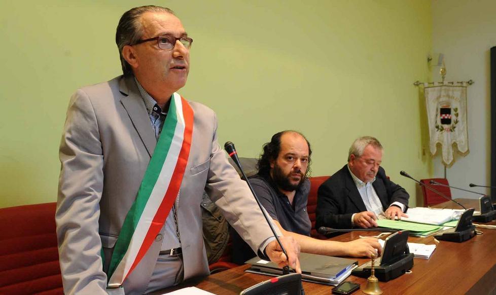 Le opposizioni disertano il consiglio sul bilancio