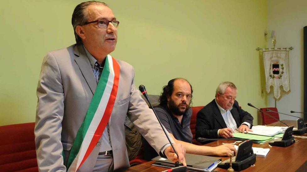 Le opposizioni disertano il consiglio sul bilancio