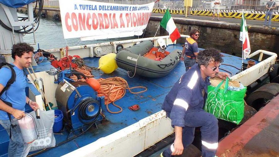 «Follia portare la Concordia a Genova»