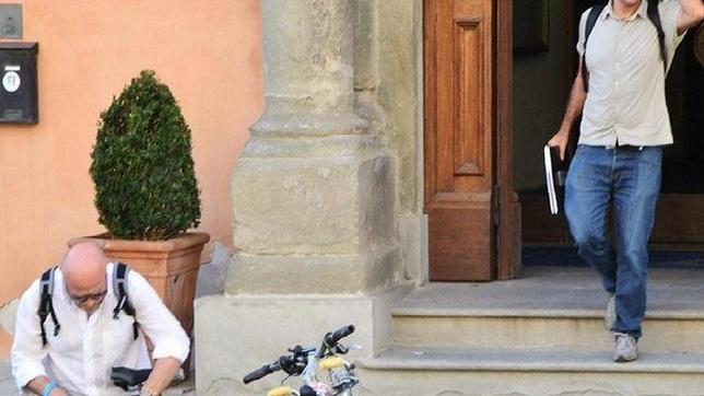 Il sindaco Nogarin in bici a Palazzo Rosciano Faccia a faccia con Gallanti e Provinciali