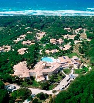 Lottizzazione a Is Arenas, il pm chiede tre condanne