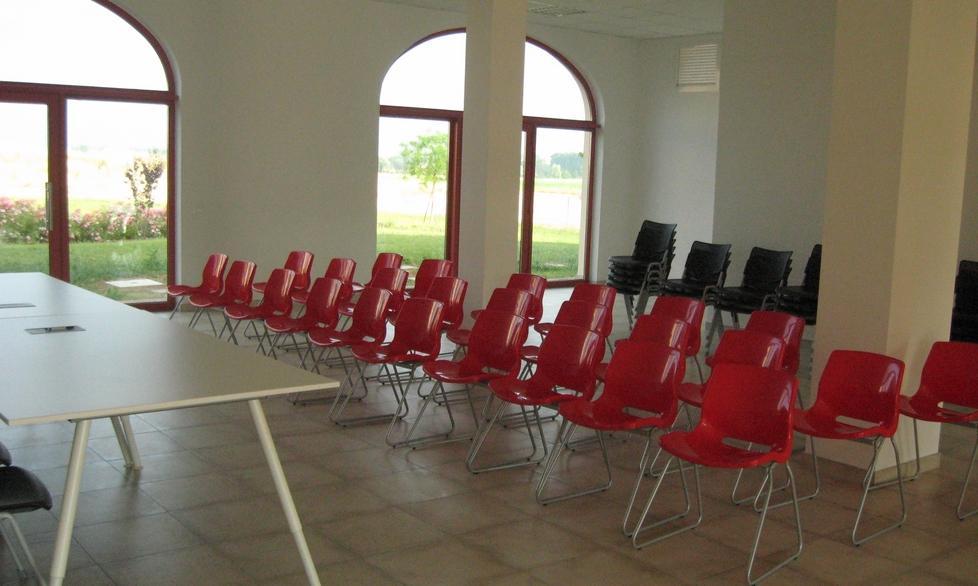 Una nuova sala civica per Taneto