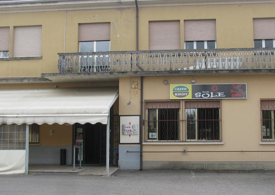 Famiglia imprigionata dai ladri 