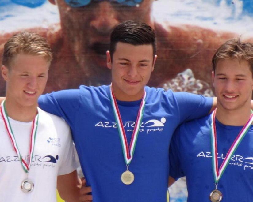 Prato, pioggia di medaglie sui ragazzi dell’Azzurra Nuoto 