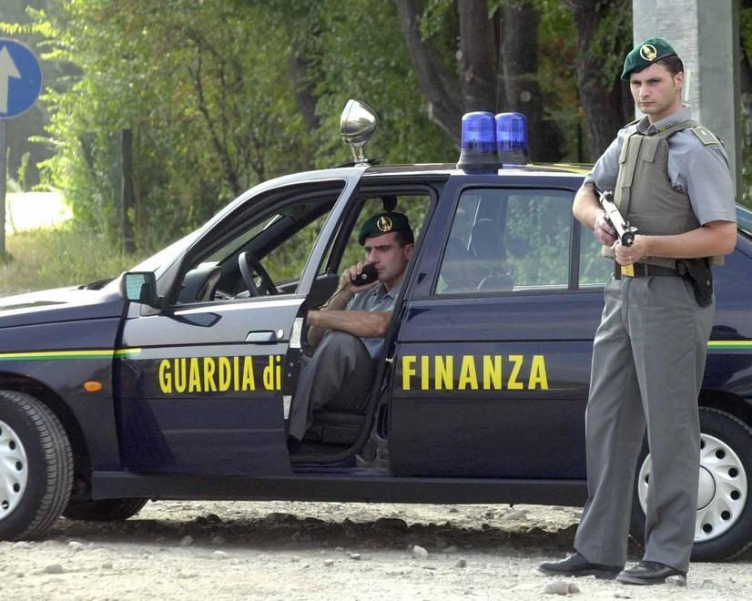 Merce pericolosa: sotto sequestro 2500 prodotti importati dalla Cina 