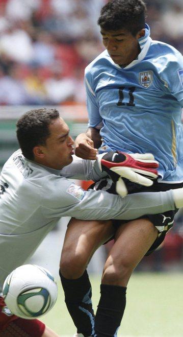 Gli azzurri accelerano il talento Aguirre è sempre più vicino 