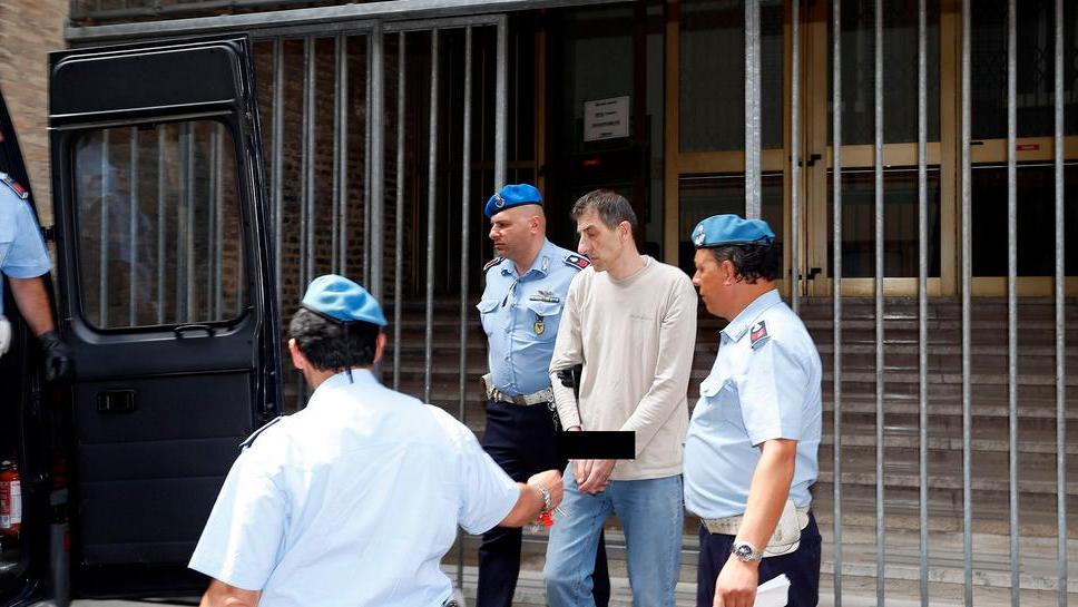 Delitto, oggi l’addio a Ricchi Lividi sul corpo di Gabbi