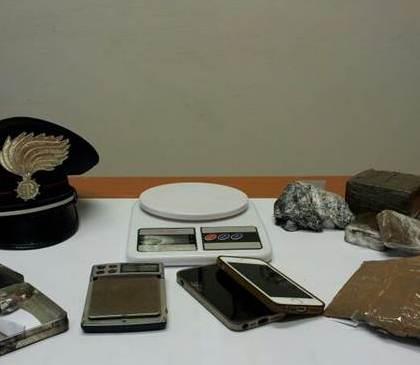 Aveva un etto di cocaina: spacciatore finisce in carcere