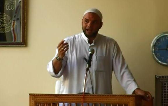 Tutti a pregare in moschea «Felici di poter ripartire» 