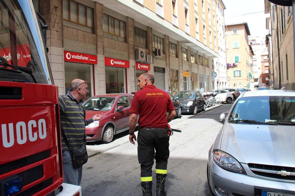Quattro ascensori bloccati con 7 persone liberate 
