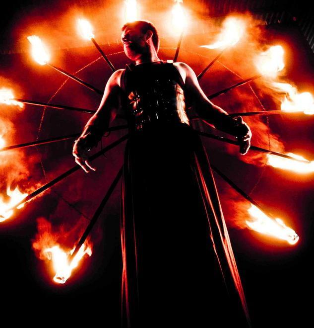 Empoli s’illumina con i colori del Circo Nero