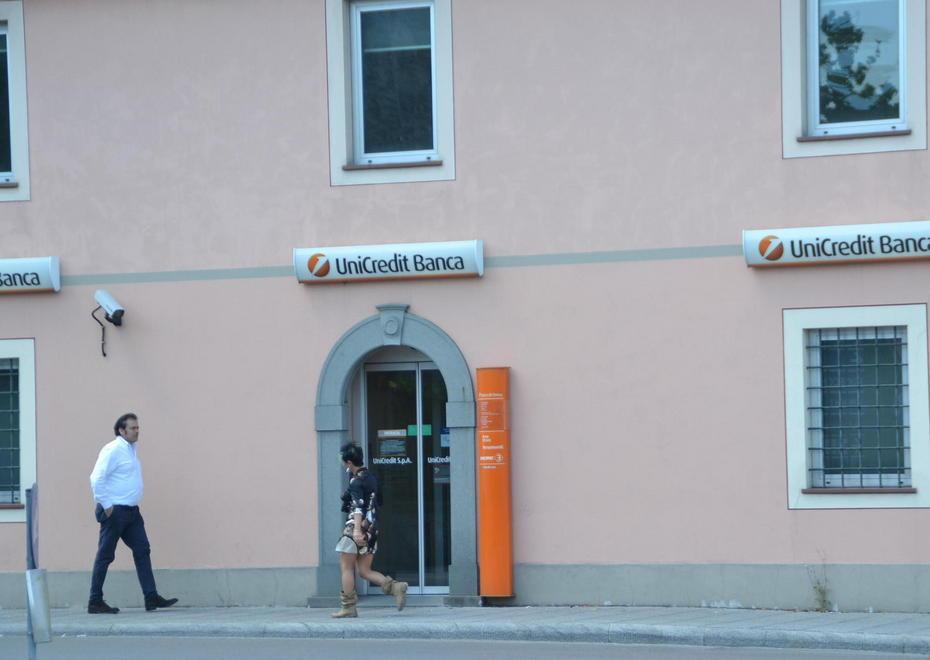 Assalto alle banche, caccia all’uomo in tutta la Piana 