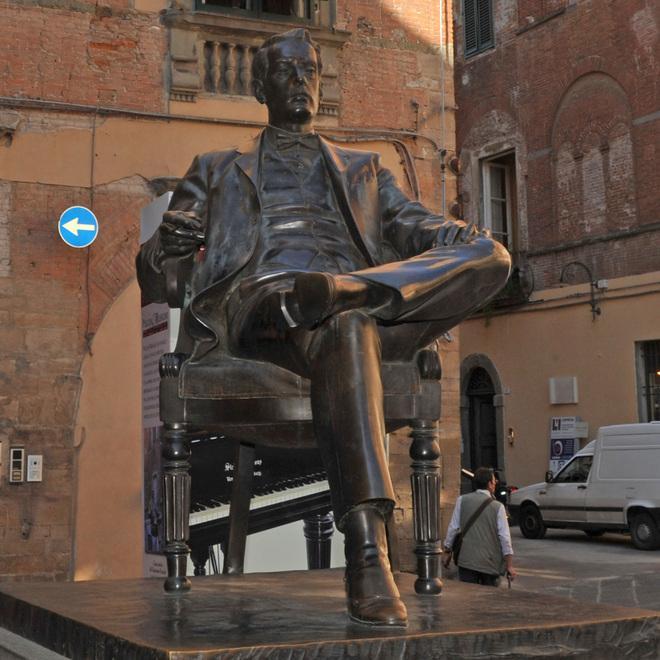 Lucca, giudizi al top sui social network 
