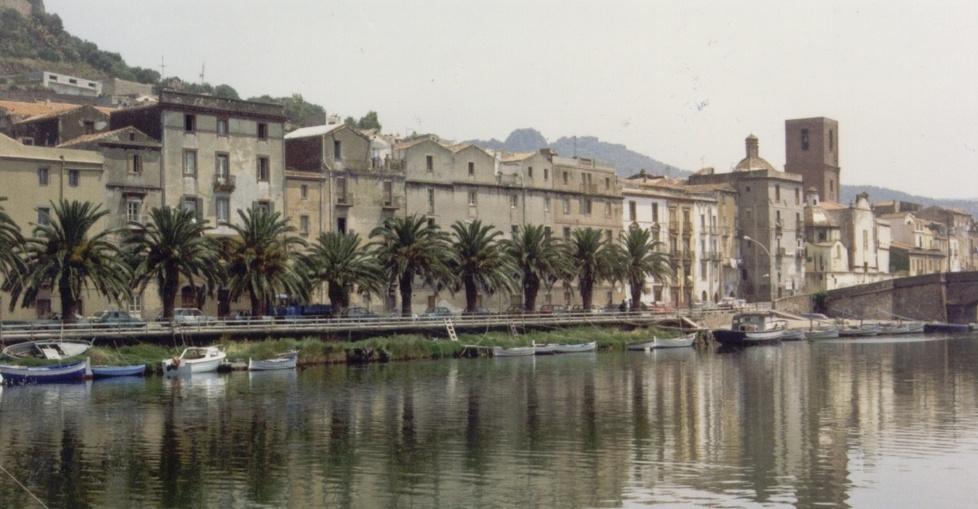 Anche a Bosa proteste contro gli spari sottomarini