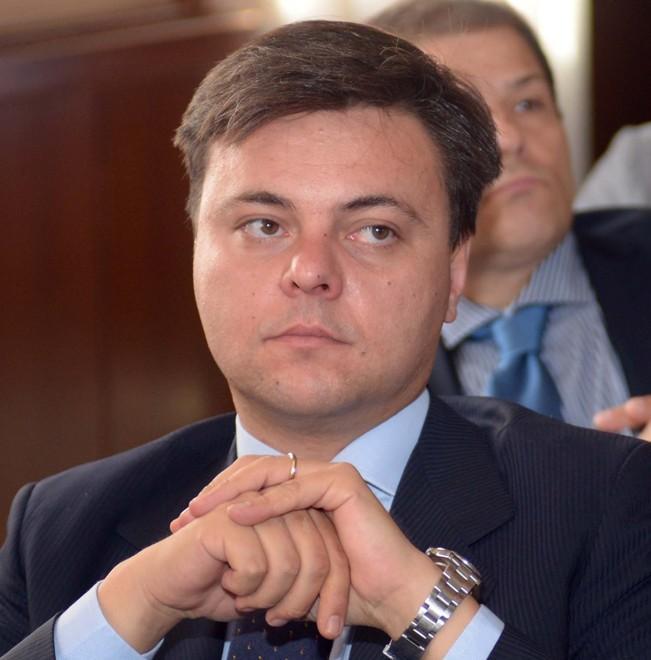 Gay: «Stato lontano dalle imprese» 