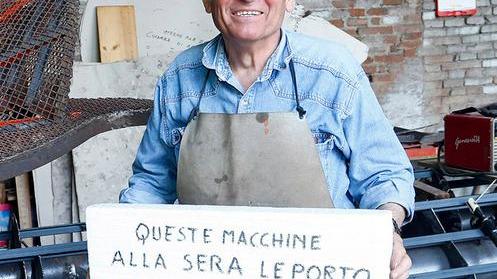 Ladri mettono a soqquadro lo studio dello scultore