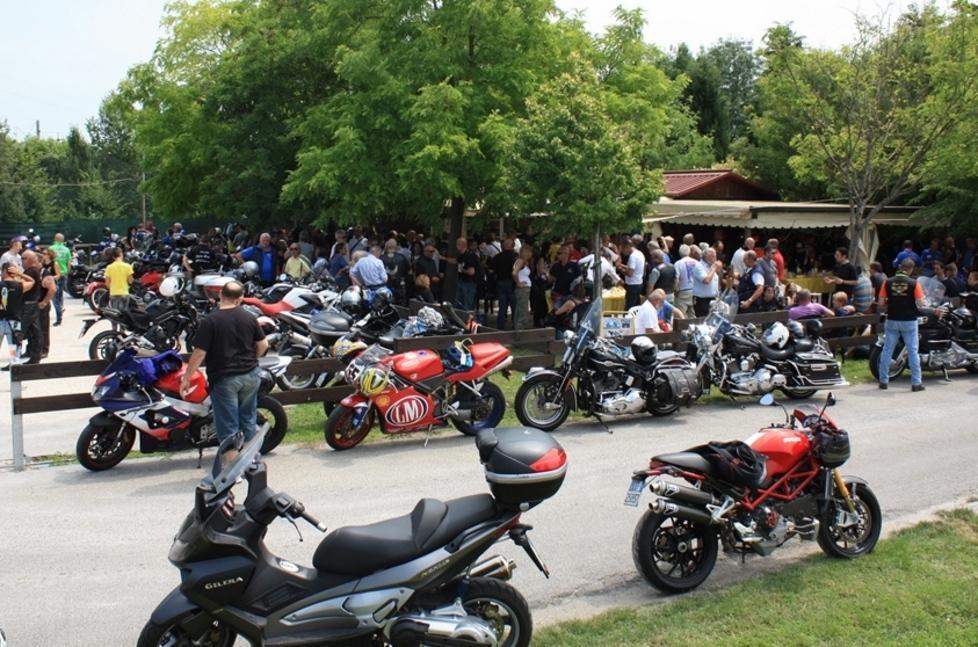 Comacchio, successo del raduno di moto