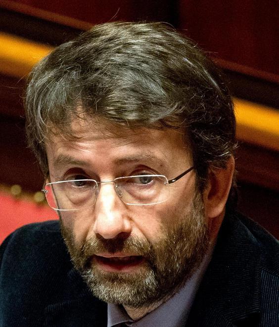 Segretario nazionale del Pd nel 2009 e due volte ministro