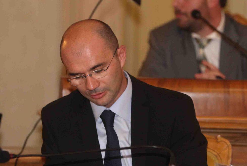 Partecipate, al via la cura “dimagrante” 