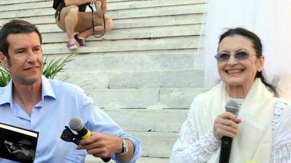 “Passo dopo passo”: Carla Fracci si racconta