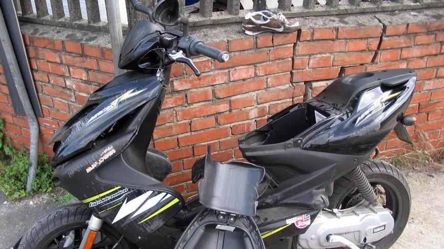 Pedone fa cadere uno scooterista: condannato