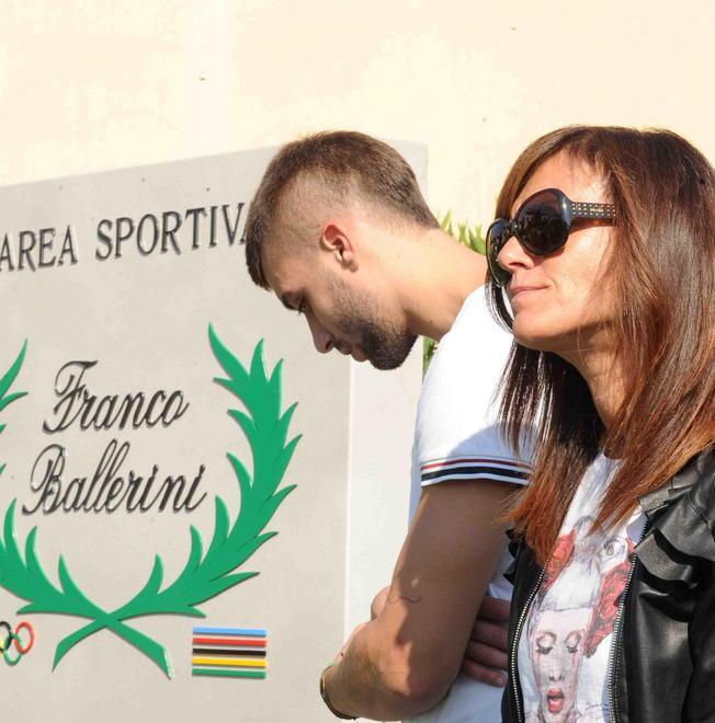 Furto alla stele di Ballerini, la rabbia della famiglia