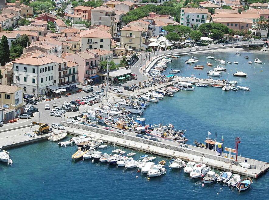 Distributore di gasolio ko, un disastro per pescatori