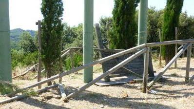 Vandali in azione al Puntale