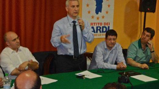 Maninchedda al Pd: «Un patto per tenere testa allo Stato»