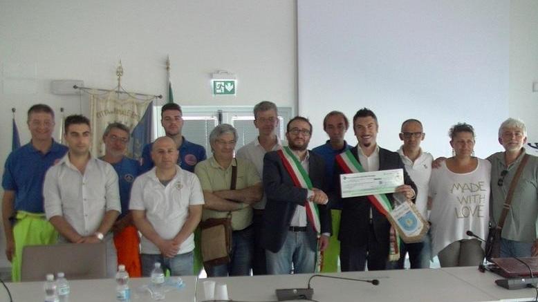 «Non vi regalano niente, continuate a combattere»