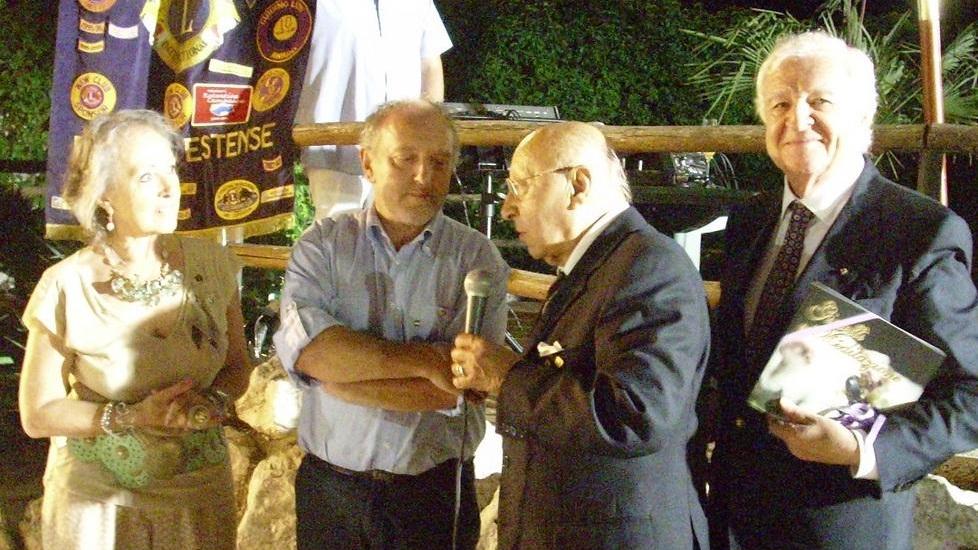 Il premio Melvin Jones al sindaco Tiziano Tagliani