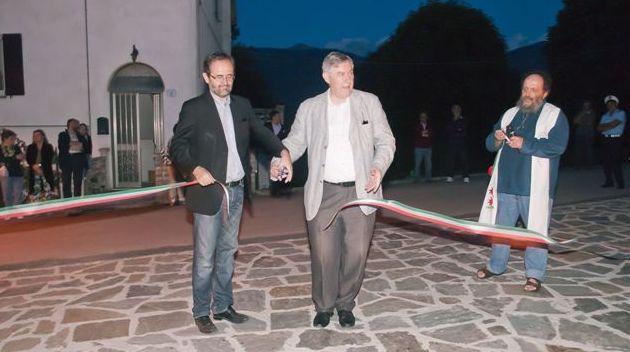Inaugurata a Cinquecerri la nuova piazza della chiesa