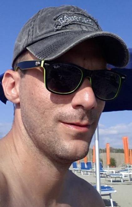 Addio ad Alex fra lacrime e dolore 