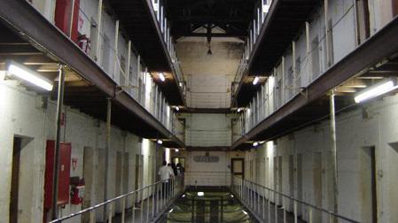 Detenuto suicida a Buoncammino 