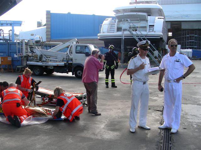 Incendio alla Polo Nautico, ma è un’esercitazione 