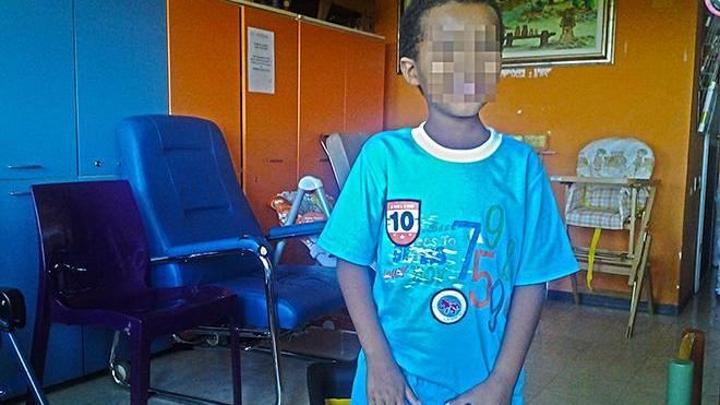 Salvo bimbo eritreo malato, per le cure il padre fa 300 km a piedi