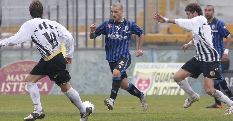 Gori (Real Forte Querceta) è il colpaccio del Seravezza 