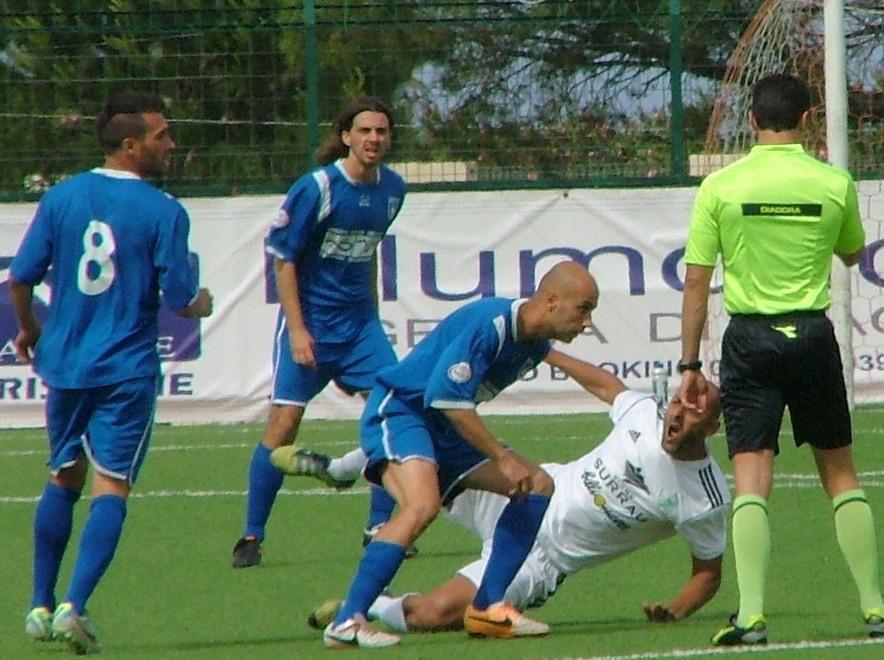 Budoni, conto alla rovescia per salvare la società