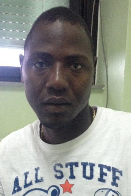 Litiga con l’ambulante e poi gli spara 