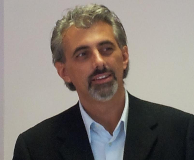 Fabbri: «Riportiamo funzioni e servizi per farlo vivere»