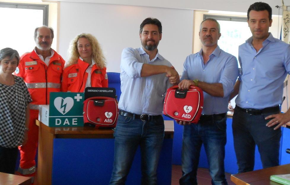 Finiti i corsi, ecco sei defibrillatori per le società sportive