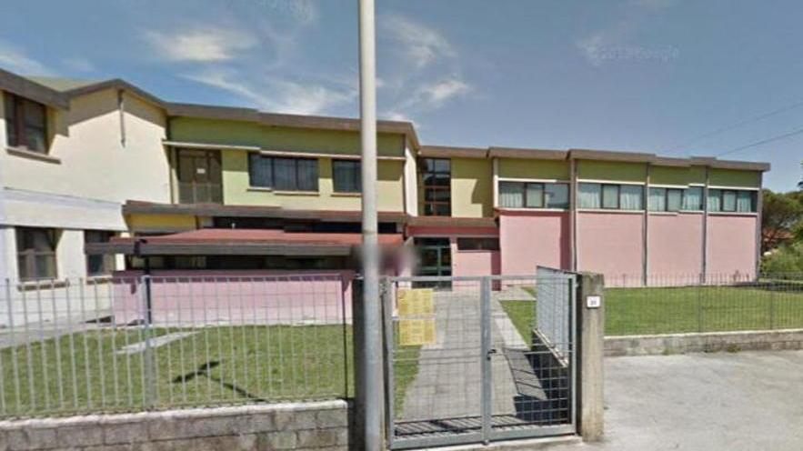 Scuola “Cino” non sicura trasferite nove classi