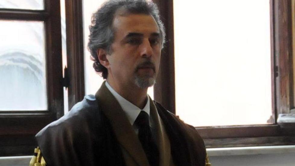 Schiaffi e pugni in testa e in faccia alla convivente