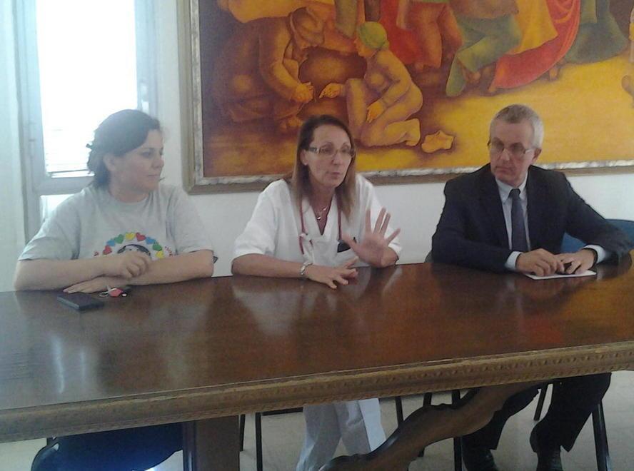 L’equipe medica che salva i bambini 