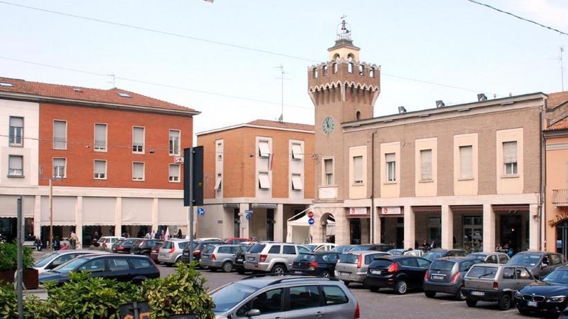 Cassiera infedele, scatta il processo