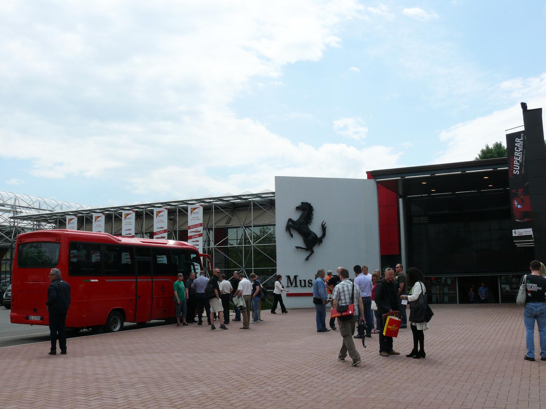 L'ingresso del Museo Ferrari a Maranello
