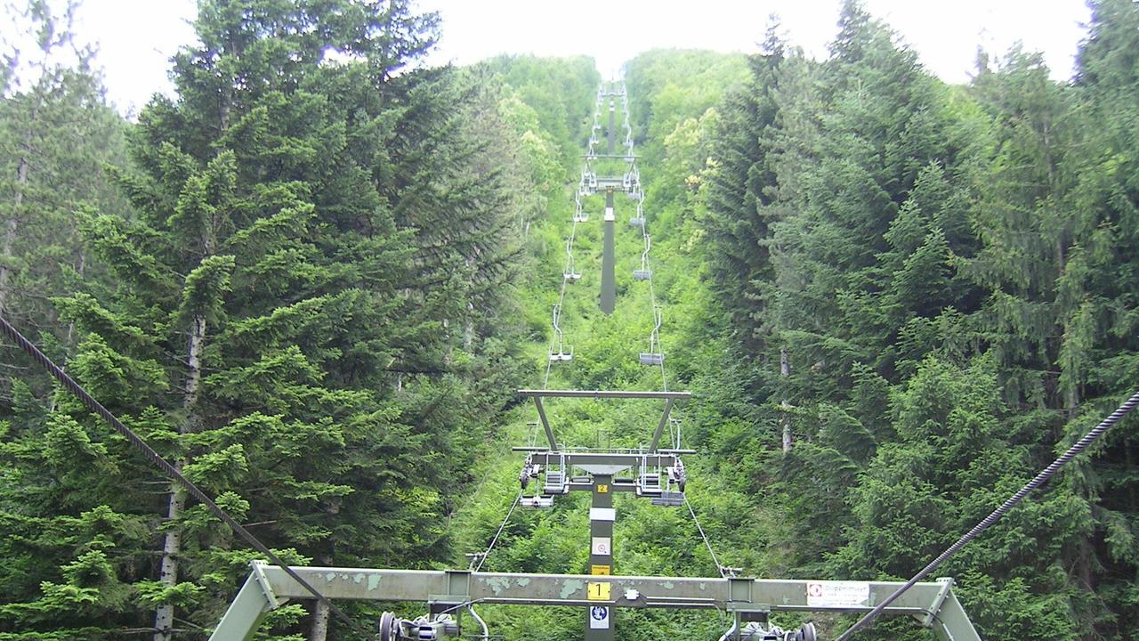 La seggiovia dello Stellaro a Montecreto